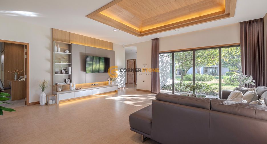 For rent 3 bedrooms house in Huay Yai, Pattaya
