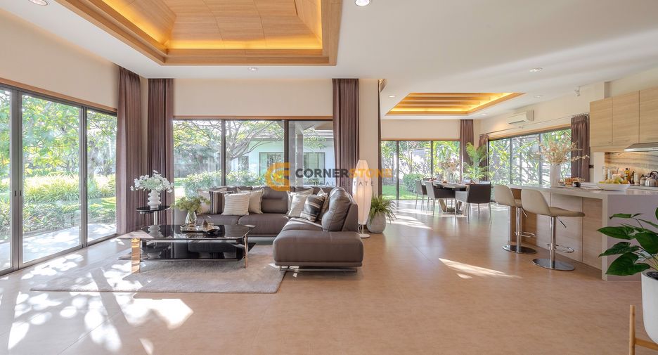 For rent 3 bedrooms house in Huay Yai, Pattaya