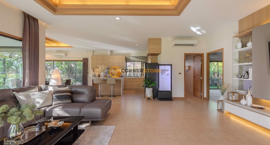 For rent 3 bedrooms house in Huay Yai, Pattaya