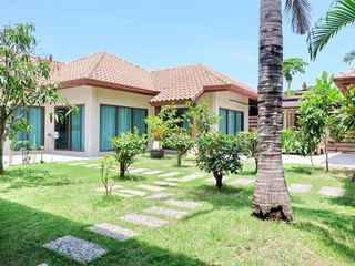 Haus zur Miete und zum Kauf mit 4 Zimmer in Bang Lamung, Chonburi