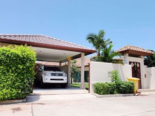 Haus zur Miete und zum Kauf mit 4 Zimmer in Bang Lamung, Chonburi