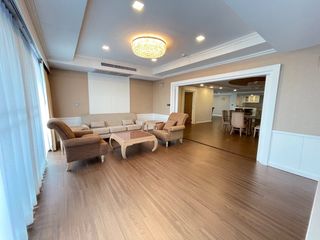 For rent 4 bedrooms condo in Watthana, Bangkok