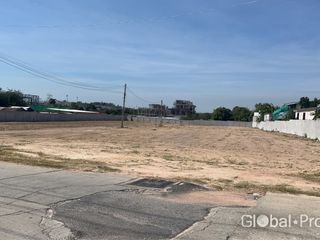 出售 土地 在 Bang Lamung, Chon Buri