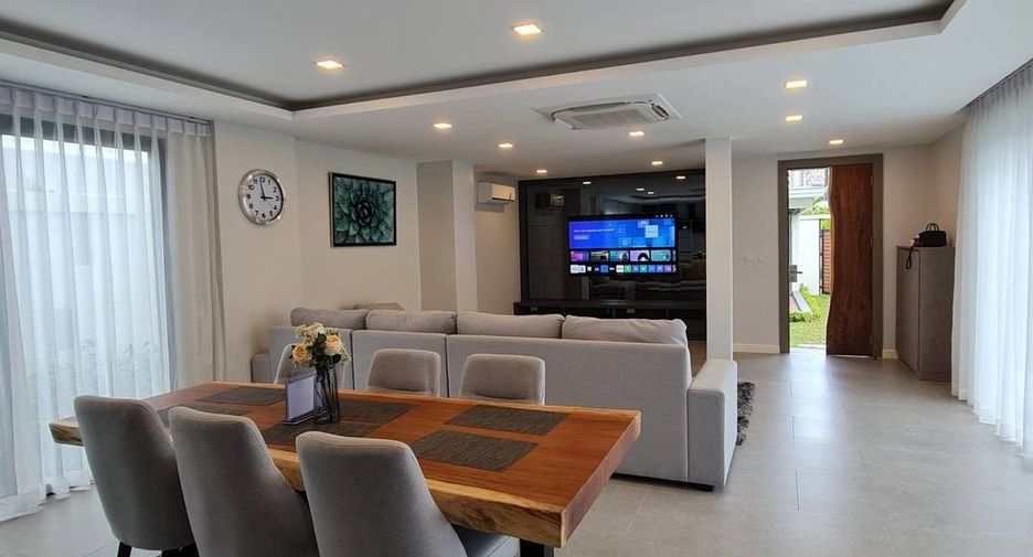 Casa en venta de 4 habitaciones en Bang Lamung, Chonburi
