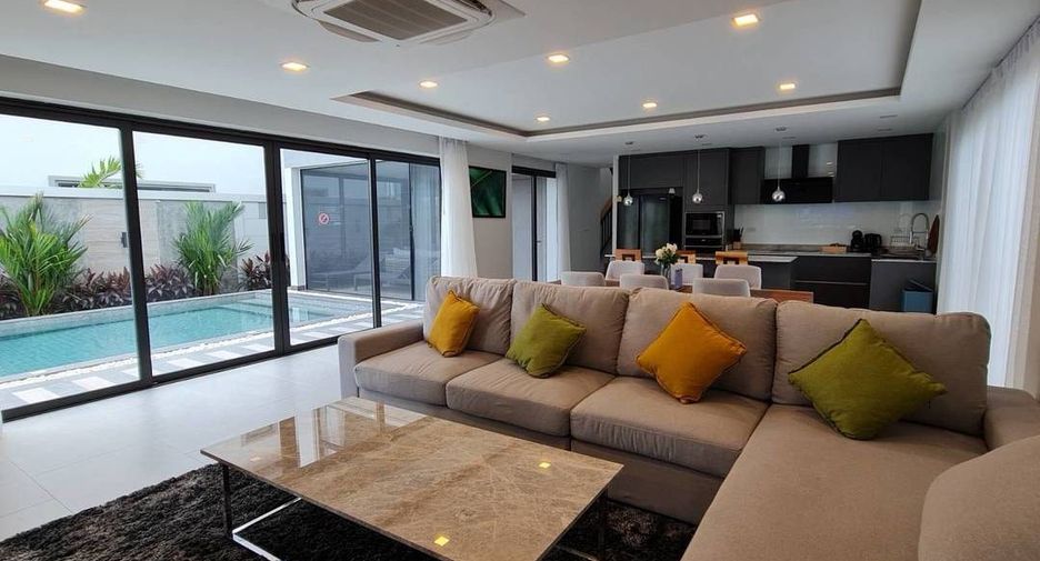 Casa en venta de 4 habitaciones en Bang Lamung, Chonburi