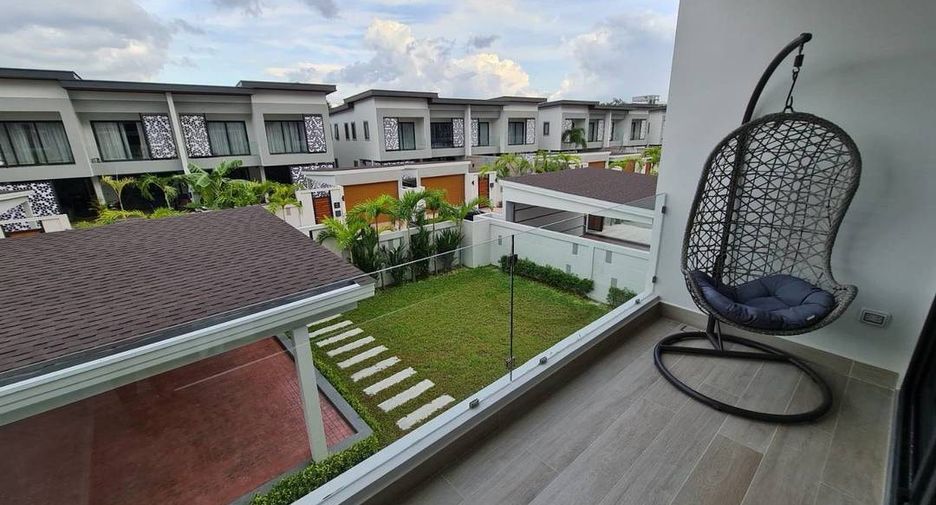 Casa en venta de 4 habitaciones en Bang Lamung, Chonburi