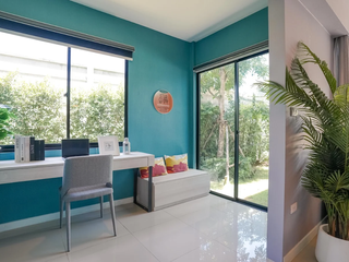 For sale 3 bedrooms townhouse in Khan Na Yao, Bangkok