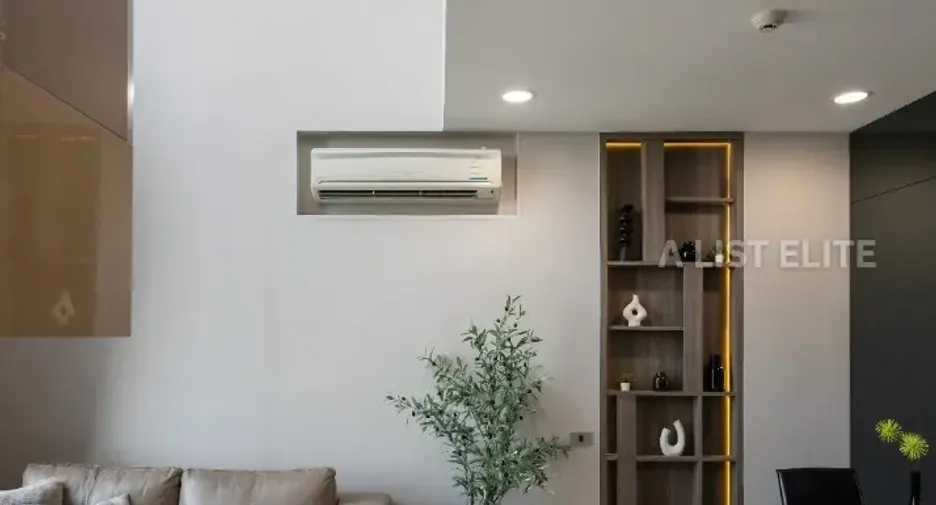 For sale 2 ベッドルーム condo in Khlong Toei, Bangkok