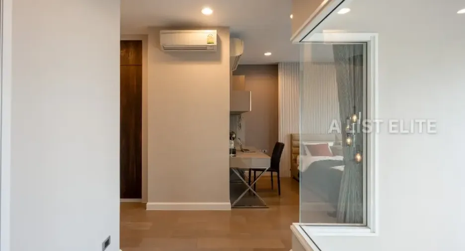 For sale 2 ベッドルーム condo in Khlong Toei, Bangkok