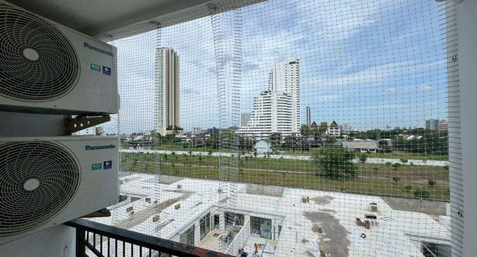 For sale 1 bed condo in Bang Lamung, Chonburi