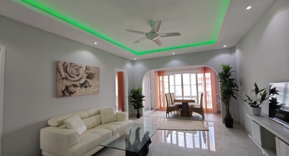 For sale 2 bedrooms condo in Jomtien, Pattaya