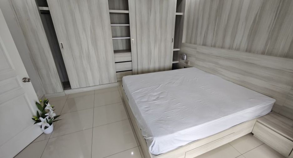For sale 2 bedrooms condo in Jomtien, Pattaya
