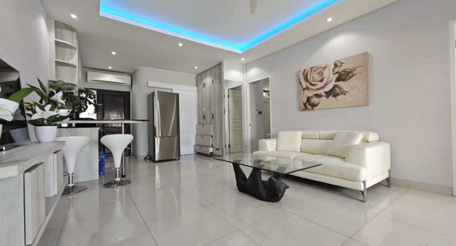 For sale 2 bedrooms condo in Jomtien, Pattaya