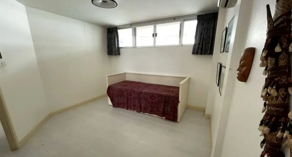 For sale 2 bedrooms condo in Bang Kapi, Bangkok
