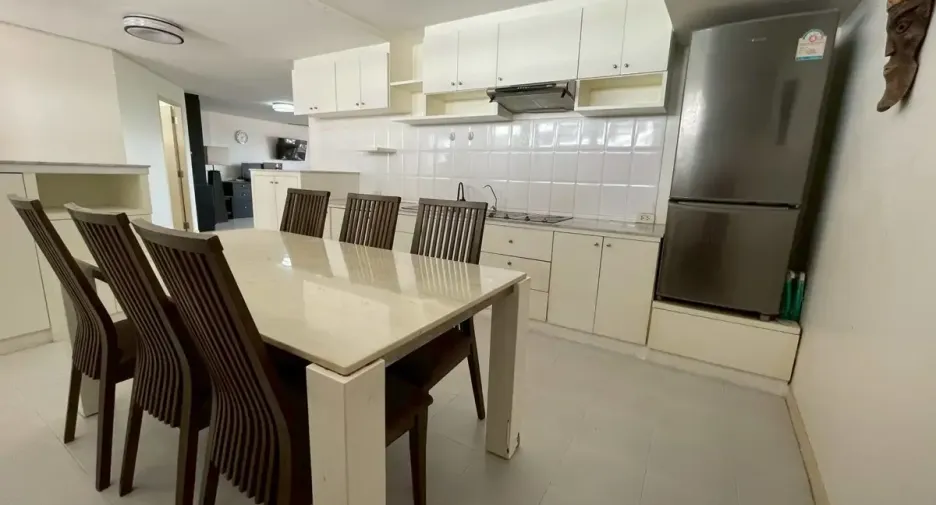 For sale 2 bedrooms condo in Bang Kapi, Bangkok