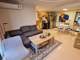 For rent 3 bedrooms condo in Sathon, Bangkok