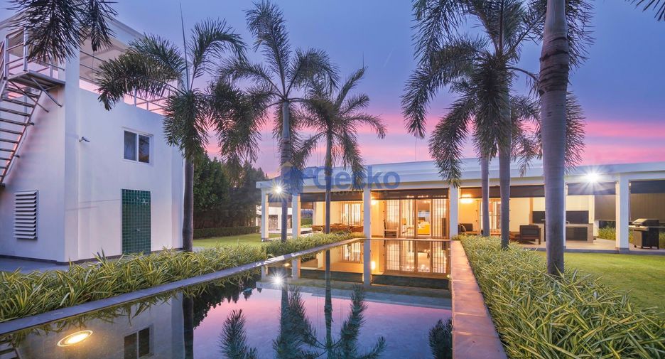 For rent そして for sale 4 ベッドルーム house in Bang Lamung, Chonburi
