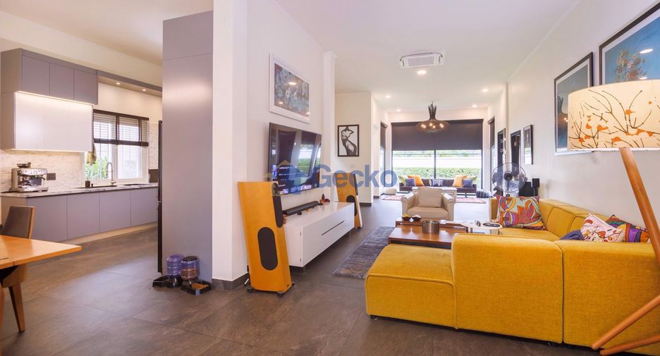 For rent そして for sale 4 ベッドルーム house in Bang Lamung, Chonburi