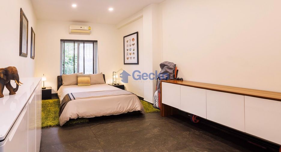 For rent そして for sale 4 ベッドルーム house in Bang Lamung, Chonburi