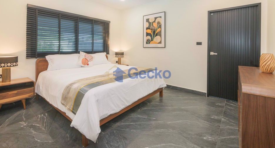 For rent そして for sale 4 ベッドルーム house in Bang Lamung, Chonburi