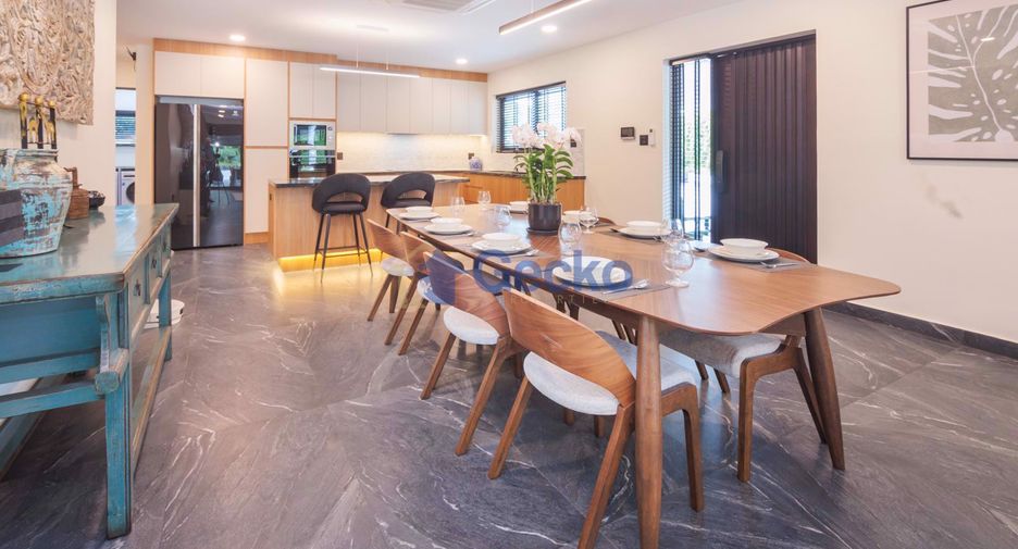 For rent そして for sale 4 ベッドルーム house in Bang Lamung, Chonburi