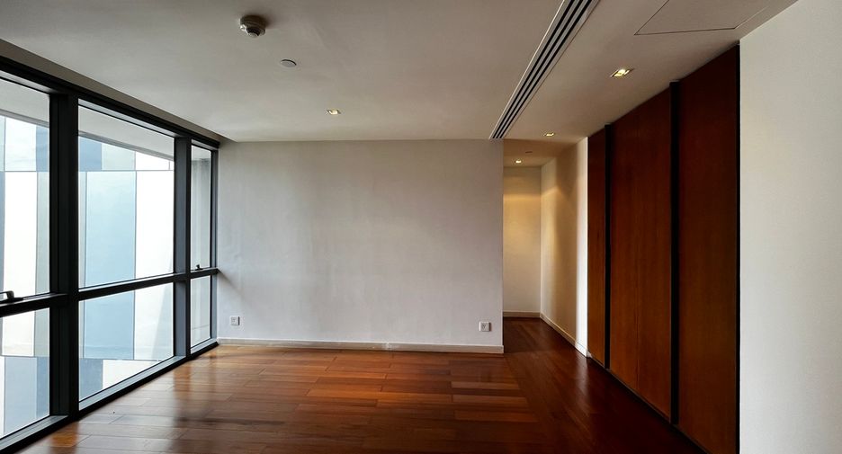 Wohnung zum Kauf mit 3 Zimmer in Yan Nawa, Bangkok
