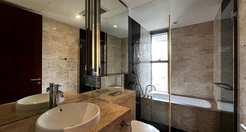 Wohnung zum Kauf mit 3 Zimmer in Yan Nawa, Bangkok