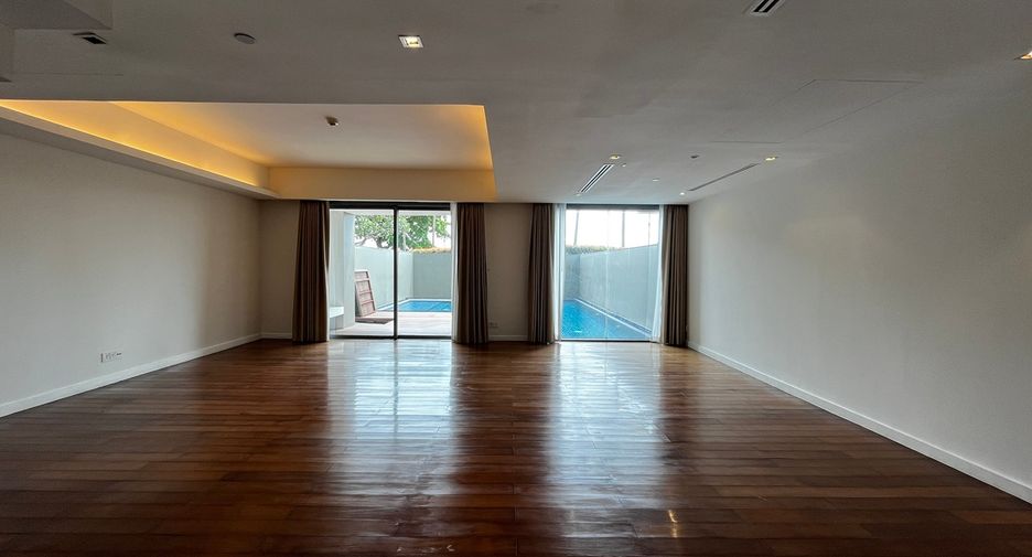 Wohnung zum Kauf mit 4 Zimmer in Yan Nawa, Bangkok