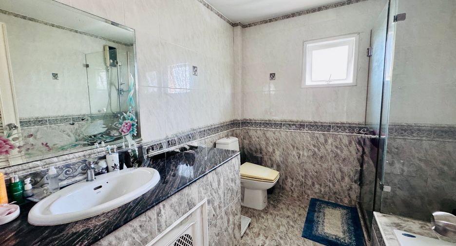 Haus zum Kauf mit 3 Zimmer in Bang Lamung, Chonburi