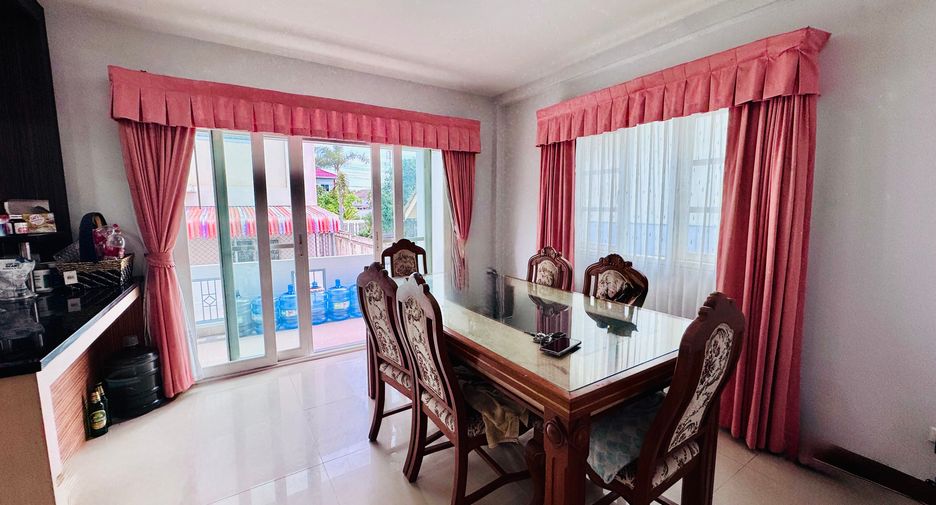 Haus zum Kauf mit 3 Zimmer in Bang Lamung, Chonburi