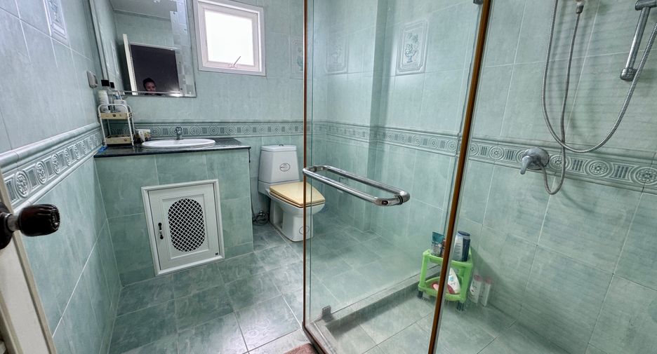 Haus zum Kauf mit 3 Zimmer in Bang Lamung, Chonburi