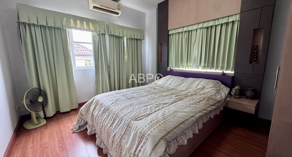 Haus zum Kauf mit 3 Zimmer in Bang Lamung, Chonburi