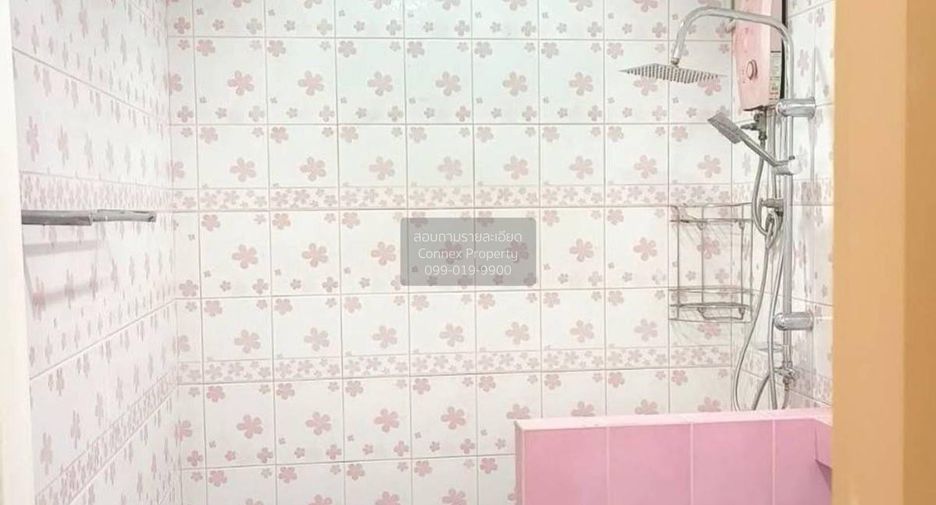 For sale 2 bedrooms townhouse in Thanyaburi, Pathum Thani