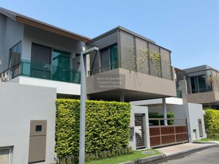 出售 2 卧室 独立屋 在 Bang Kapi, 曼谷