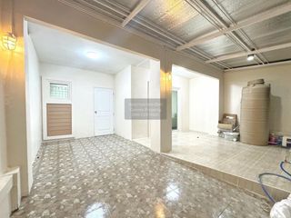 出售 3 卧室 联排别墅 在 Khlong Luang, Pathum Thani