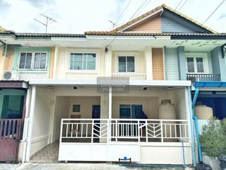 出售 3 卧室 联排别墅 在 Khlong Luang, Pathum Thani