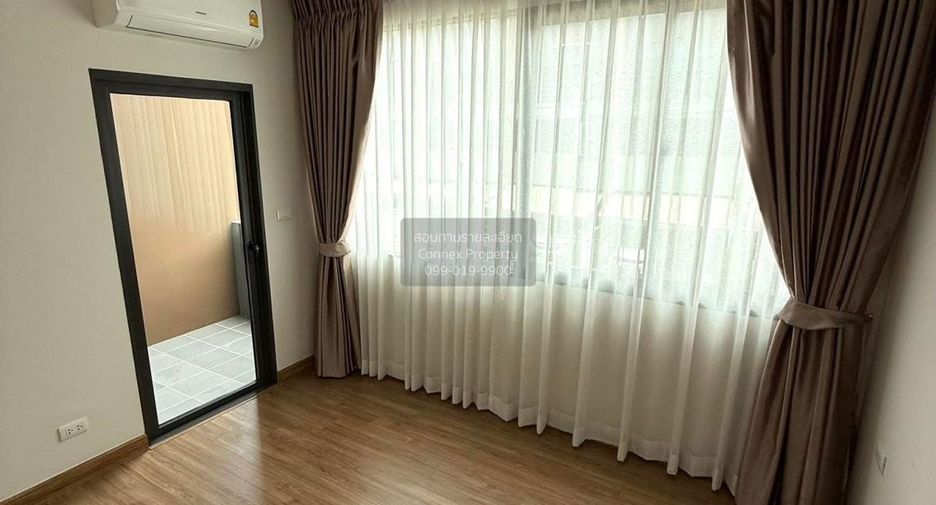 For sale 3 bedrooms townhouse in Prawet, Bangkok