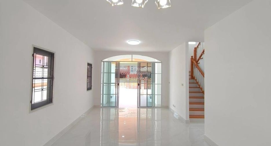 For sale 3 bedrooms house in Khlong Luang, Pathum Thani