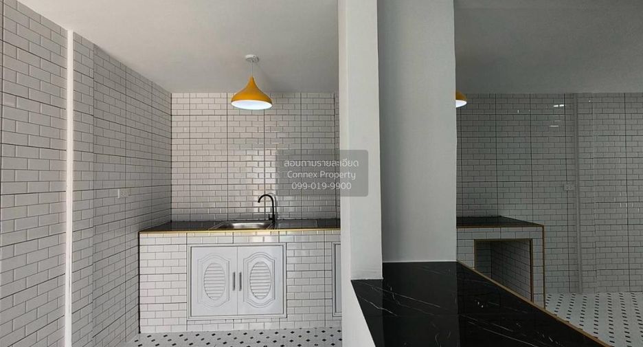 For sale 3 bedrooms house in Khlong Luang, Pathum Thani