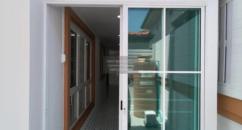 For sale 3 bedrooms house in Khlong Luang, Pathum Thani