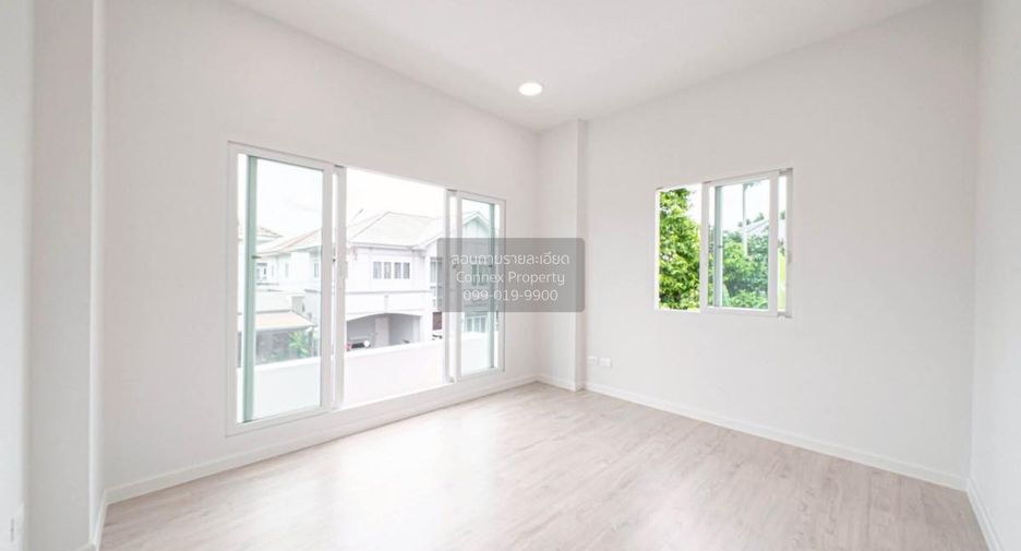 À vendre 3 chambres maison à Lat Krabang, Bangkok