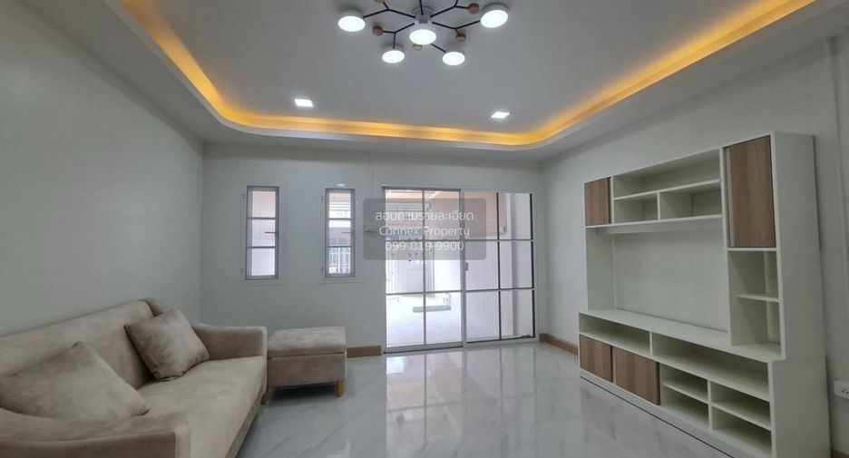 For sale 3 bedrooms townhouse in Khlong Sam Wa, Bangkok
