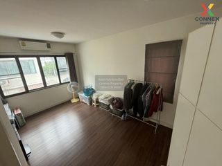 For sale 3 bedrooms townhouse in Chom Thong, Bangkok