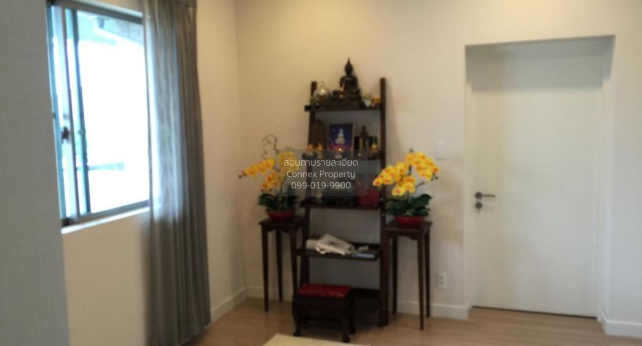 For sale 3 bedrooms house in Mueang Pathum Thani, Pathum Thani