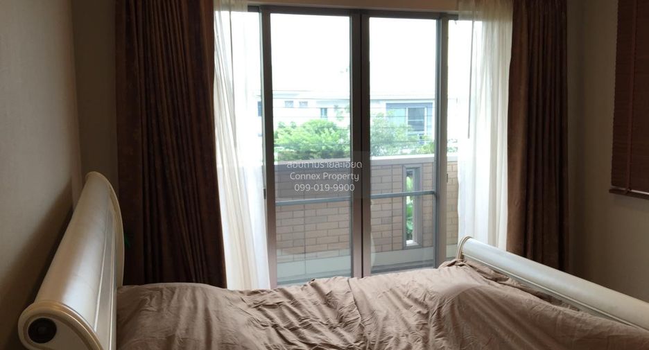 For sale 3 bedrooms house in Mueang Pathum Thani, Pathum Thani