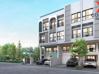 For sale 3 bedrooms townhouse in Bang Kapi, Bangkok