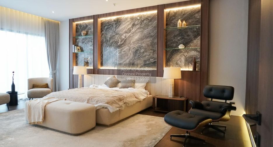 For sale 4 bedrooms house in Bang Kapi, Bangkok