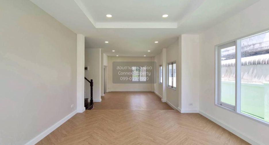 For sale 3 bedrooms house in Mueang Pathum Thani, Pathum Thani