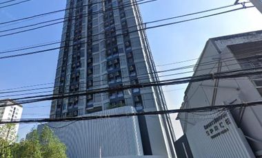 À vendre 1 chambre condo à Khlong Toei, Bangkok