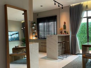 For sale 4 bedrooms house in Mueang Nonthaburi, Nonthaburi